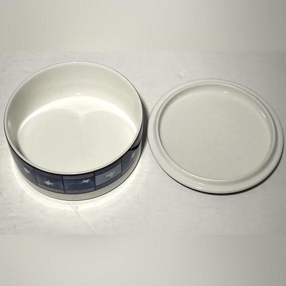 Mikasa Angel Porcelain Trinket Box 🎁 - Picture 2 of 3